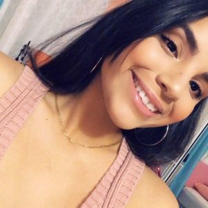 Meet your Posher, Carla